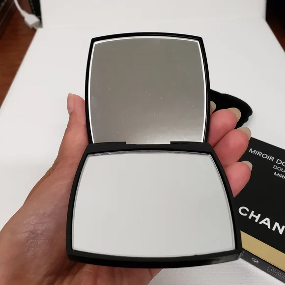 Chanel Makeup and Skincare Set - Picture 12 of 14